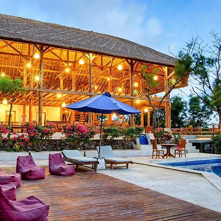 Heaven On The Planet Hotel Ekas Bagian luar foto