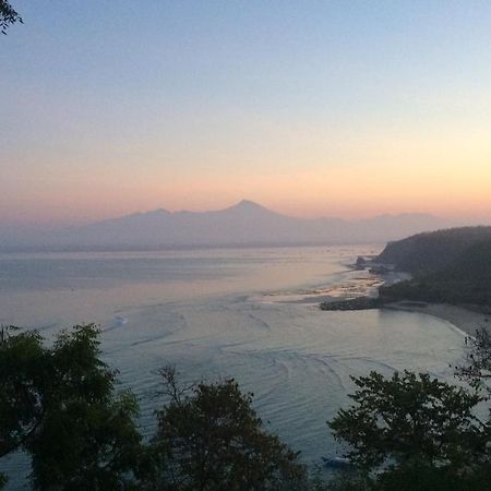 Heaven On The Planet Hotel Ekas Bagian luar foto