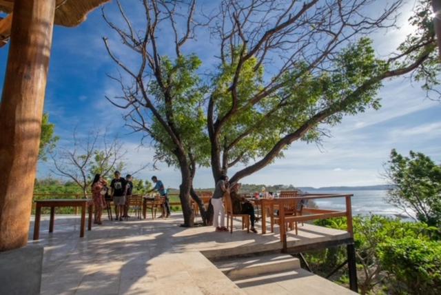 Heaven On The Planet Hotel Ekas Bagian luar foto