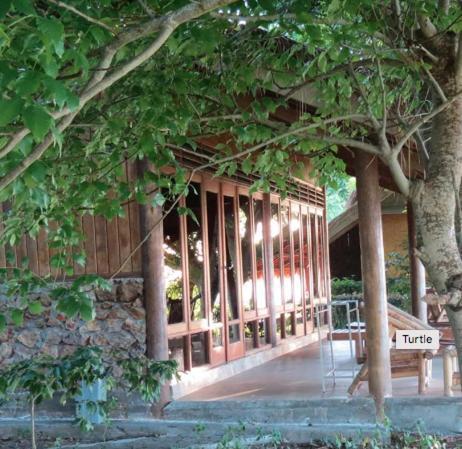 Heaven On The Planet Hotel Ekas Bagian luar foto