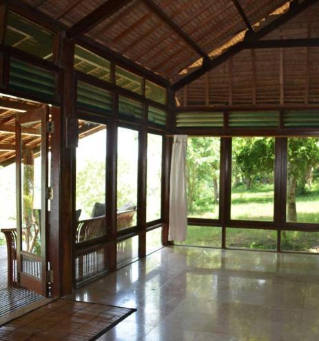 Heaven On The Planet Hotel Ekas Bagian luar foto