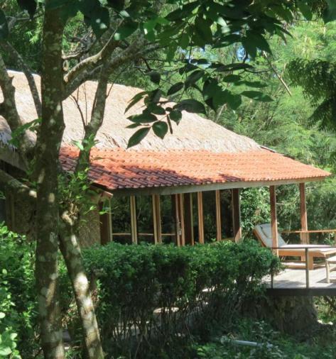 Heaven On The Planet Hotel Ekas Ruang foto